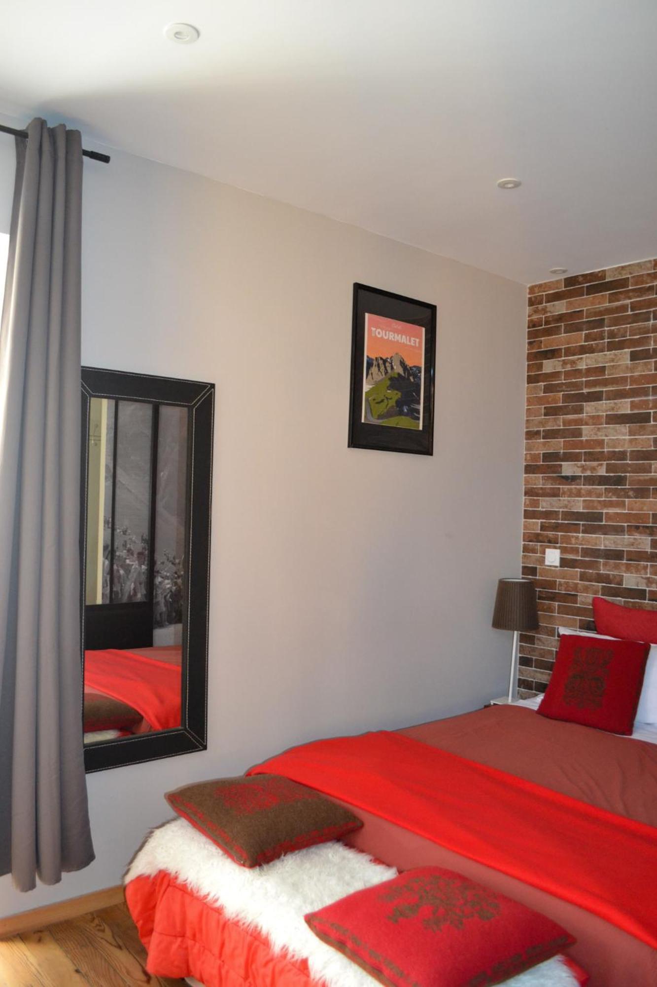 A Nouste Chambres D'Hotes Et Gite Only Adults Campan Exterior photo